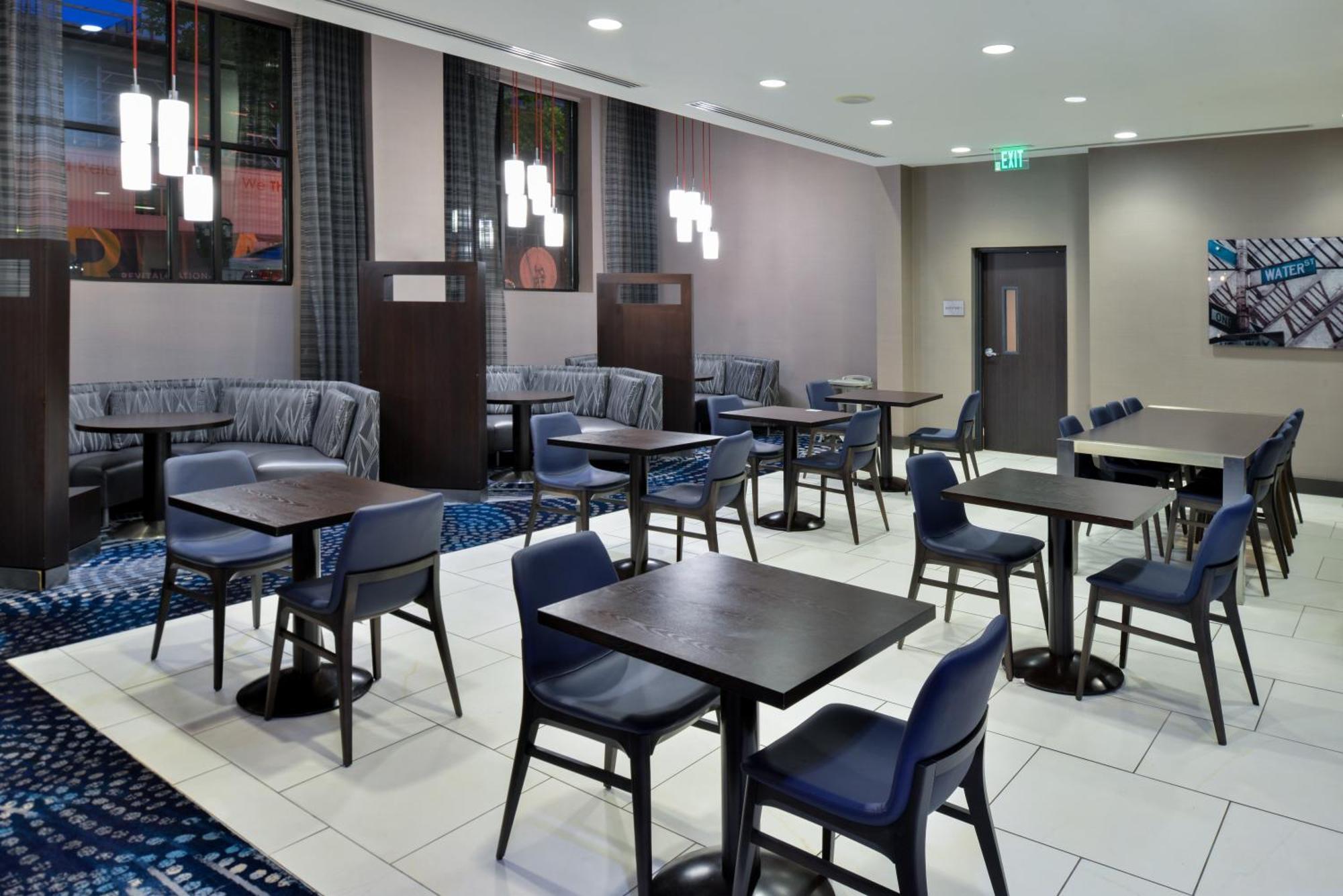 Courtyard By Marriott Wilmington Downtown/Historic District Ξενοδοχείο Εξωτερικό φωτογραφία