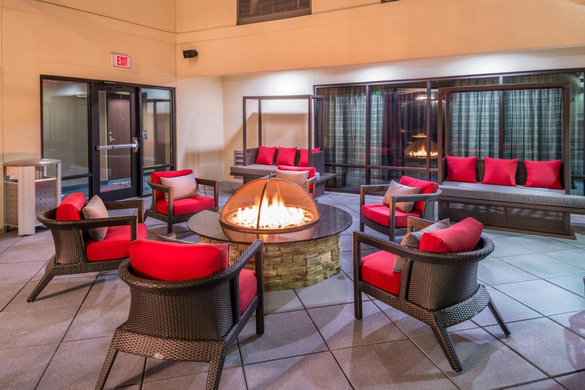Courtyard By Marriott Wilmington Downtown/Historic District Ξενοδοχείο Εξωτερικό φωτογραφία