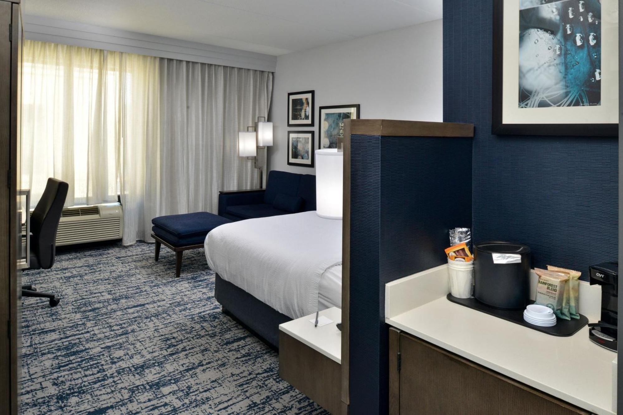 Courtyard By Marriott Wilmington Downtown/Historic District Ξενοδοχείο Εξωτερικό φωτογραφία